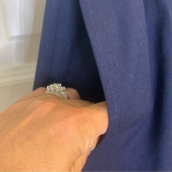 Open Edit Cropped Joggers Navy Size XL - Picture 5 of 11